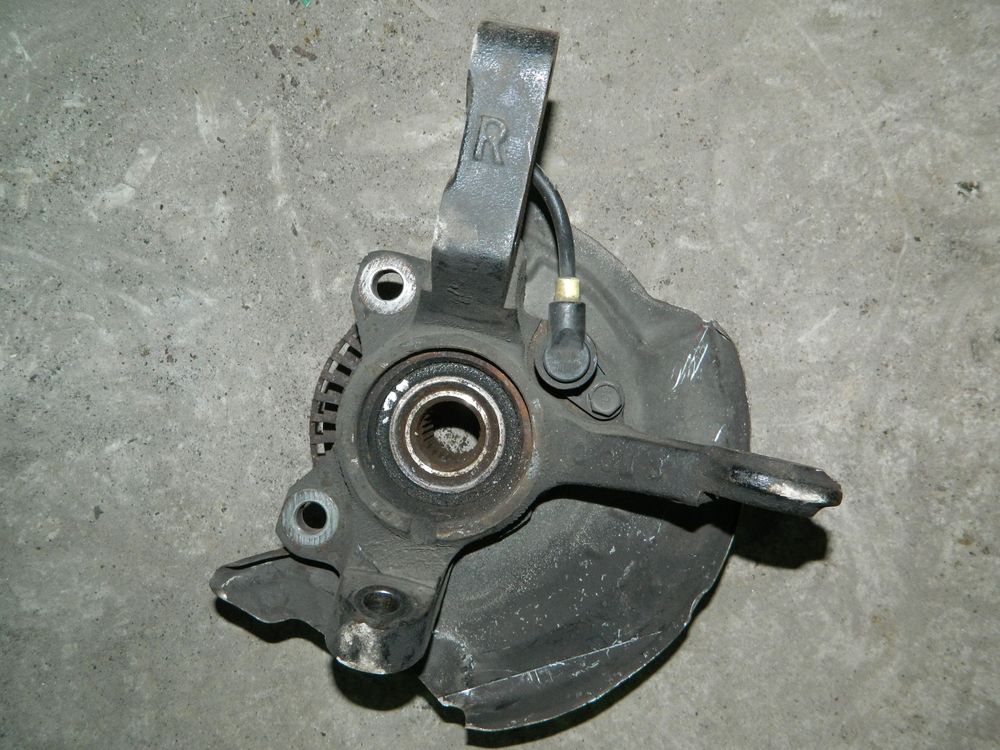 Ступица DAIHATSU YRV M201G Перед Прав (Контрактный) 79586930
