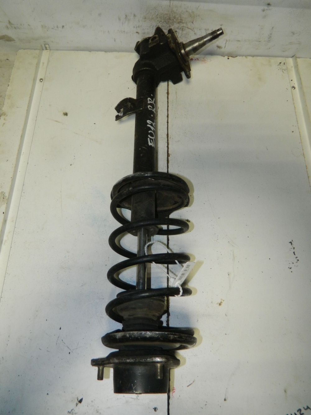 Стойка подвески NISSAN BLUEBIRD U12 Зад Прав (Контрактный) 45993981