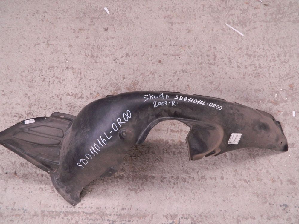 Подкрылок API SD011016L0R00 SKODA FABIA MK2 5J5 RH 2007 - 2010