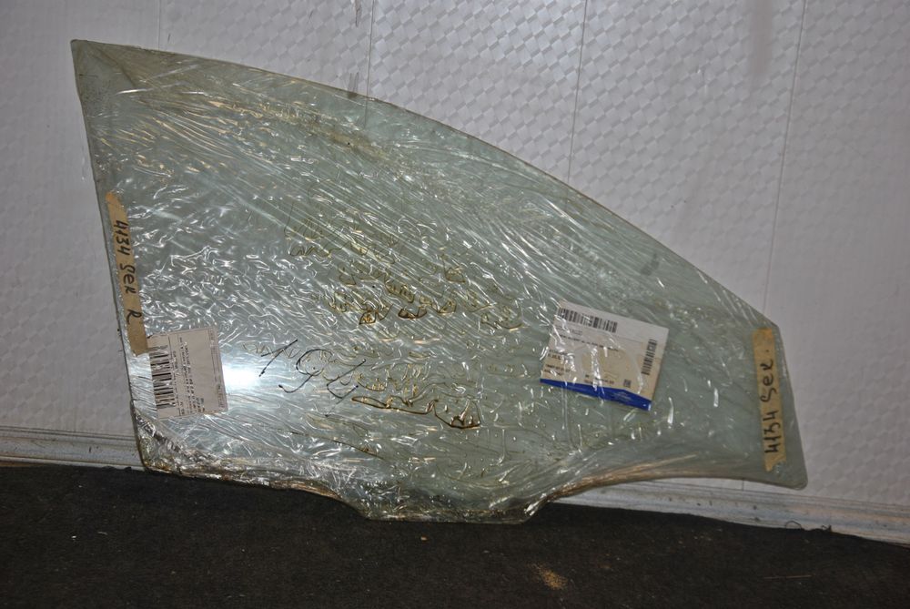 Стекло двери SECURIT 4134RGSS4FD HYUNDAI ACCENT Перед Прав