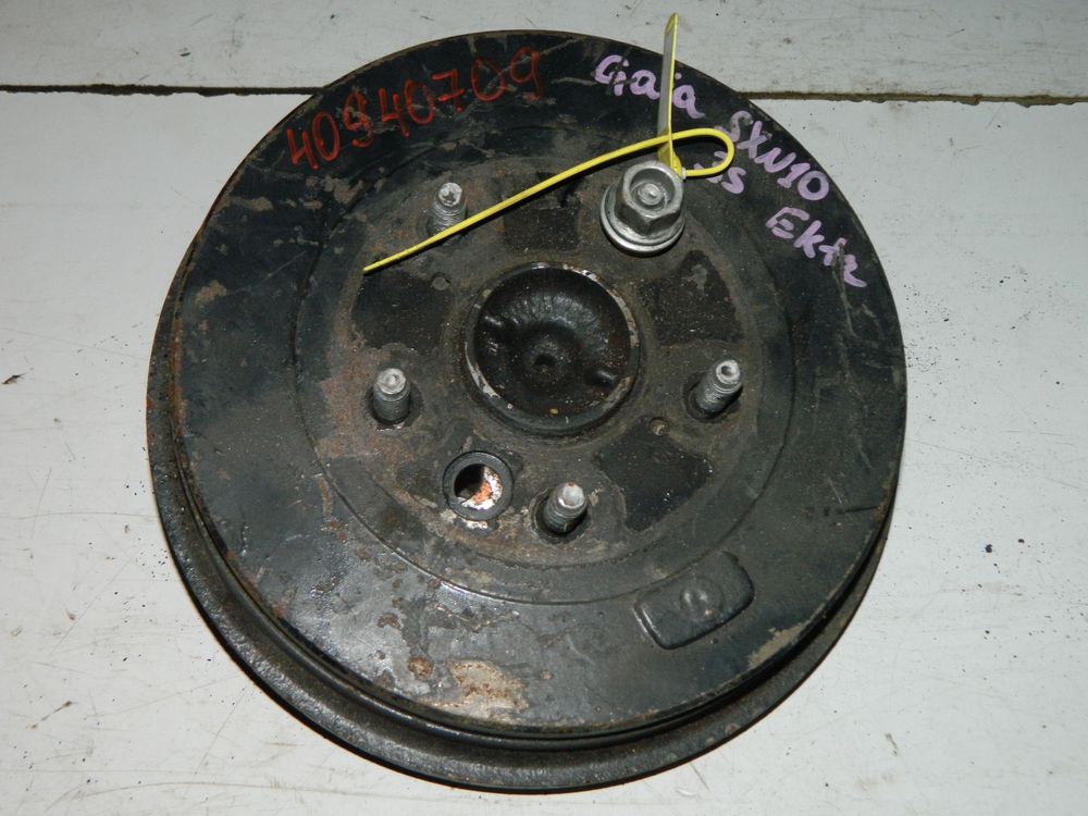 Ступица TOYOTA NADIA SXN10 Зад (Контрактный) 40940709