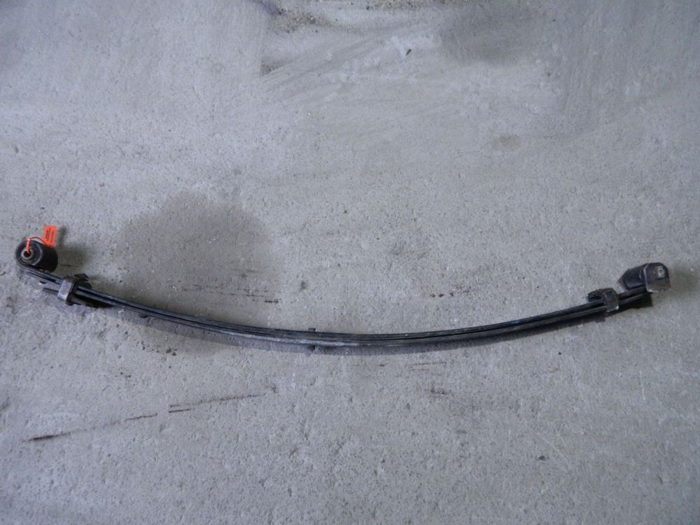 Рессора NISSAN CARAVAN E24 Зад (Контрактный) 65243685