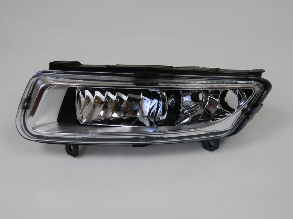 Фара противотуманная JORDEN JH02POL15003L VOLKSWAGEN POLO седан 14- (1 лампа) LH
