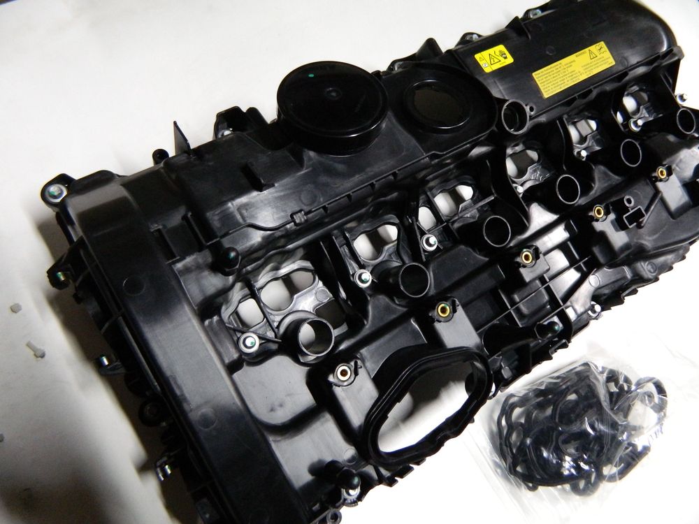 Крышка клапанная GENERAL PARTS 11127645173 BMW 3-Series F30 B58B30A