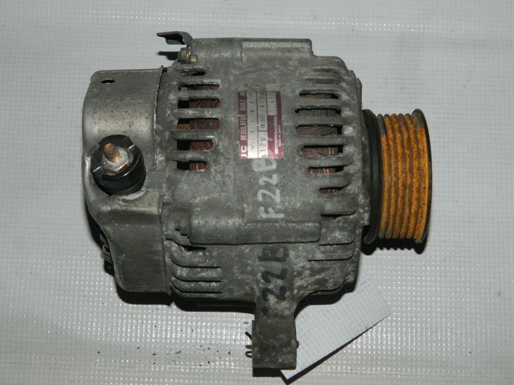 Генератор HONDA ODYSSEY RA2 F22B (Контрактный)