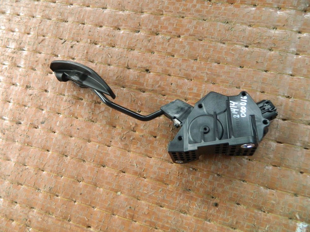 Педаль газа LEXUS RX350 GGL10 (Контрактный) 21414000016