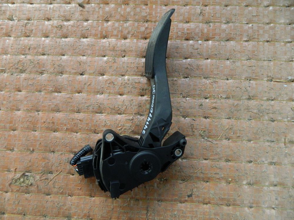 Педаль газа NISSAN TEANA J32 (Контрактный) 24147000030