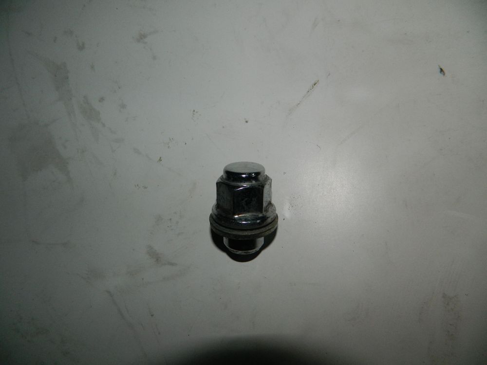 Гайка колесная LEXUS RX350 GGL10 (Контрактный) 21414601