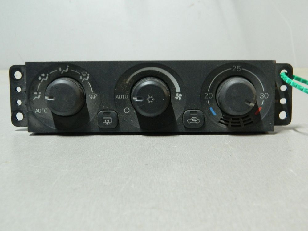 Блок управления климат-контролем MITSUBISHI PAJERO H76W (Контрактный) 81540505