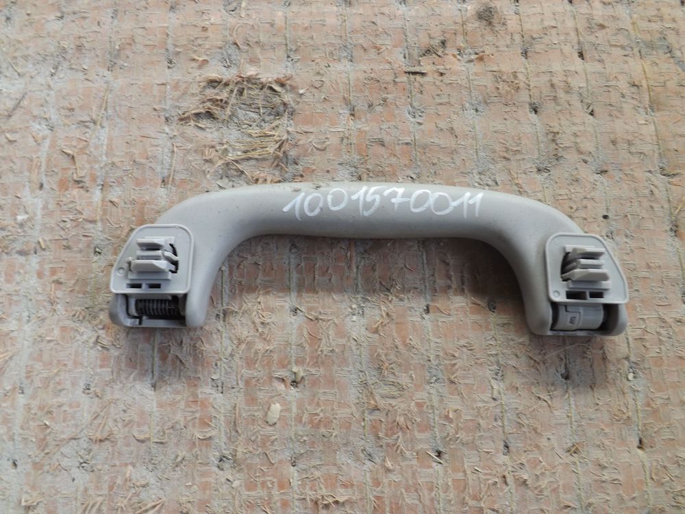 Ручка потолочная MAZDA DEMIO DY3W (Контрактный) 1001570011