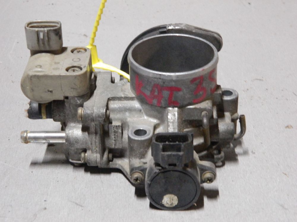 Дроссельная заслонка TOYOTA 3SGE (Контрактный) 79780558