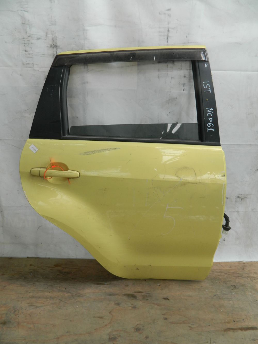 Дверь TOYOTA IST NCP61 Зад Прав (Контрактный) 72355648
