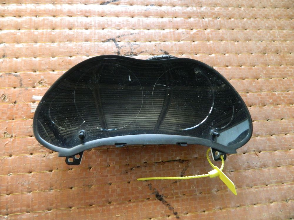 Панель приборов TOYOTA AVENSIS AZT250 (Контрактный) 94603940