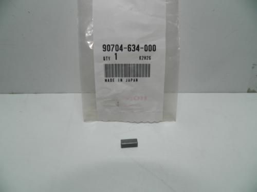 Шпонка HONDA 90704634000