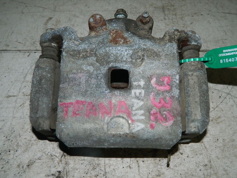 Суппорт NISSAN TEANA PJ32 Перед Лев (Контрактный) 81540753