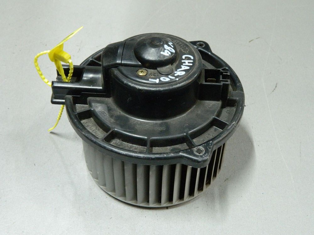 Мотор печки MITSUBISHI CHARIOT GRANDIS N84W (Контрактный) 64492068