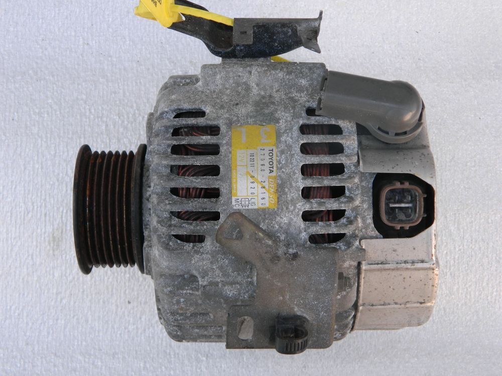 Генератор TOYOTA IPSUM ACM26 2AZFE (Контрактный) 79768910
