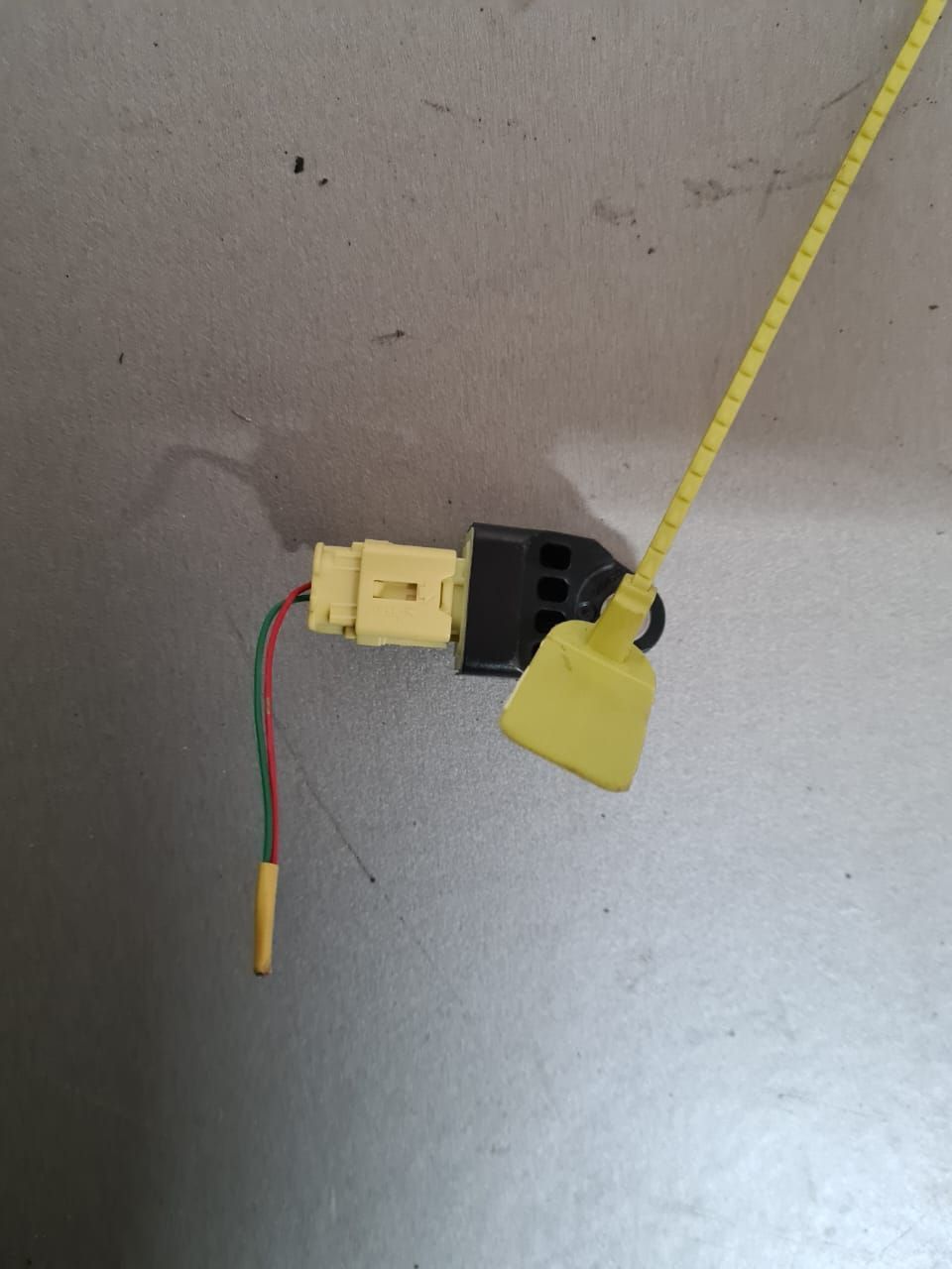 Датчик AIRBAG TOYOTA CAMRY ACV40 (Контрактный) 94584154