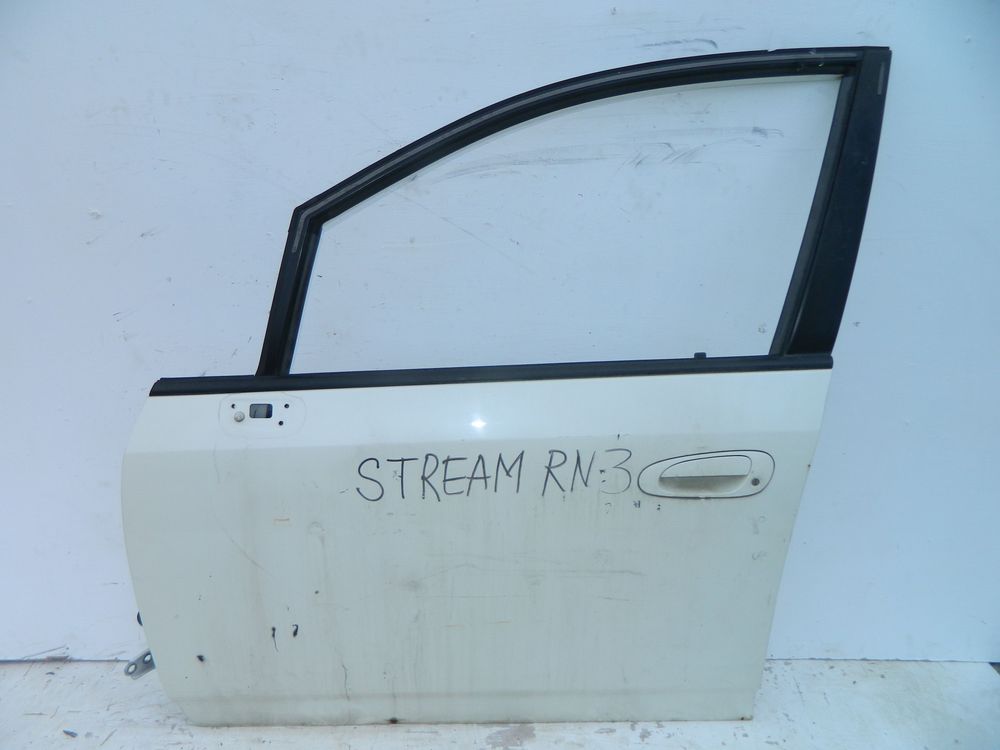 Дверь HONDA STREAM RN3 Перед Лев (Контрактный) 46098091