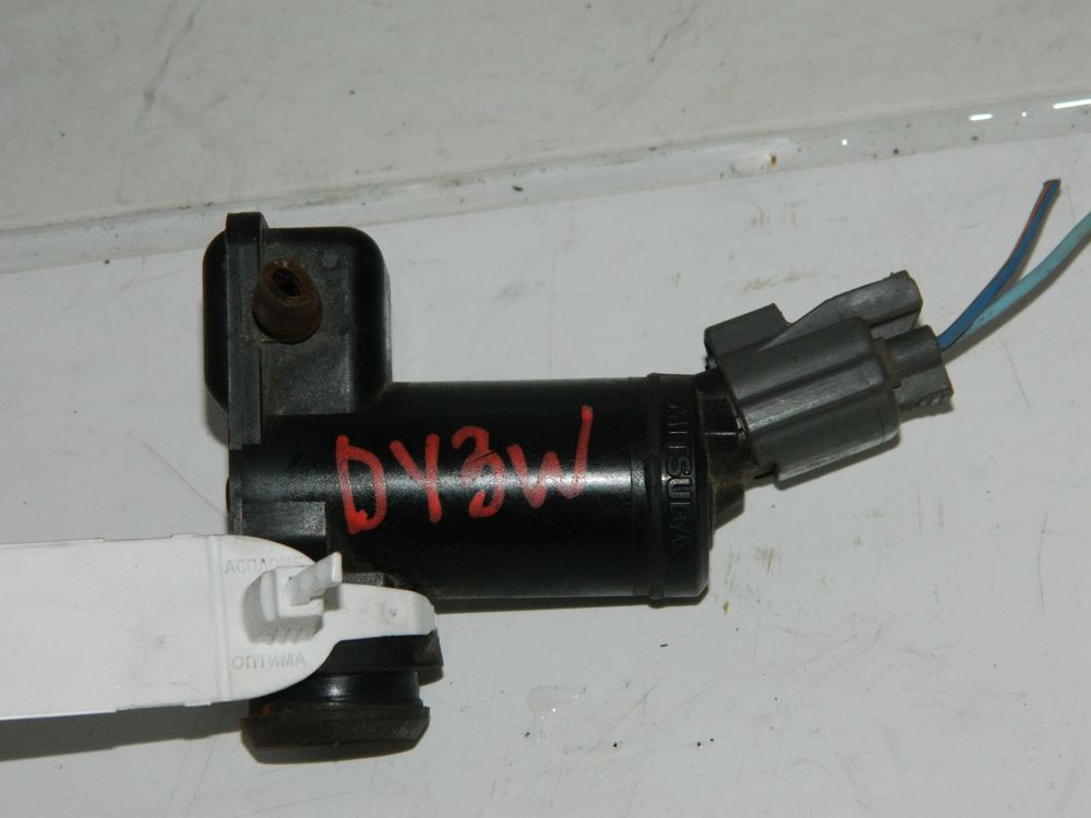 Мотор бачка омывателя MAZDA DEMIO DY3W (Контрактный) 45980105