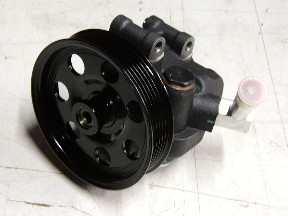 Насос ГУР DAGGER DPV001A FORD FIESTA 2001-2008 (чугунный)