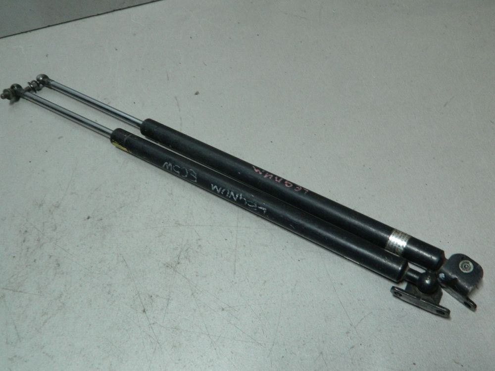 Амортизатор багажника MITSUBISHI LEGNUM EC5W (Контрактный) 81528822