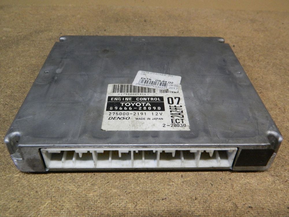 Блок управления ДВС TOYOTA ESTIMA 2AZFE (Контрактный) 10143