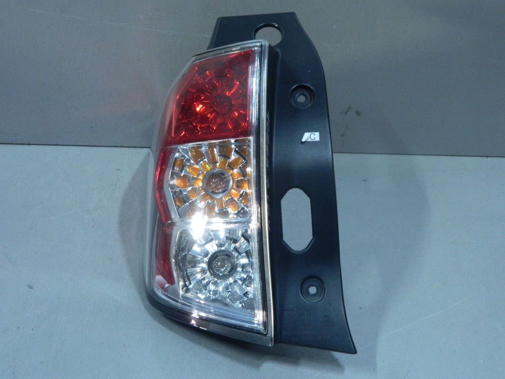 Фонарь SUBARU FORESTER SHJ Зад Лев (Контрактный) 102057104