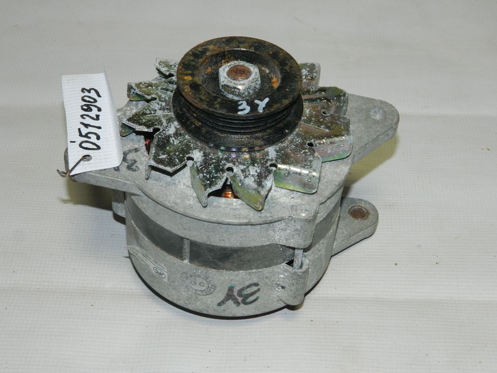 Генератор TOYOTA 3YC (Контрактный)