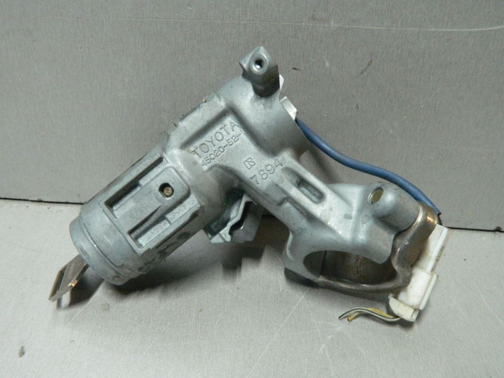 Замок зажигания TOYOTA PROBOX NCP50 (Контрактный) 81532020
