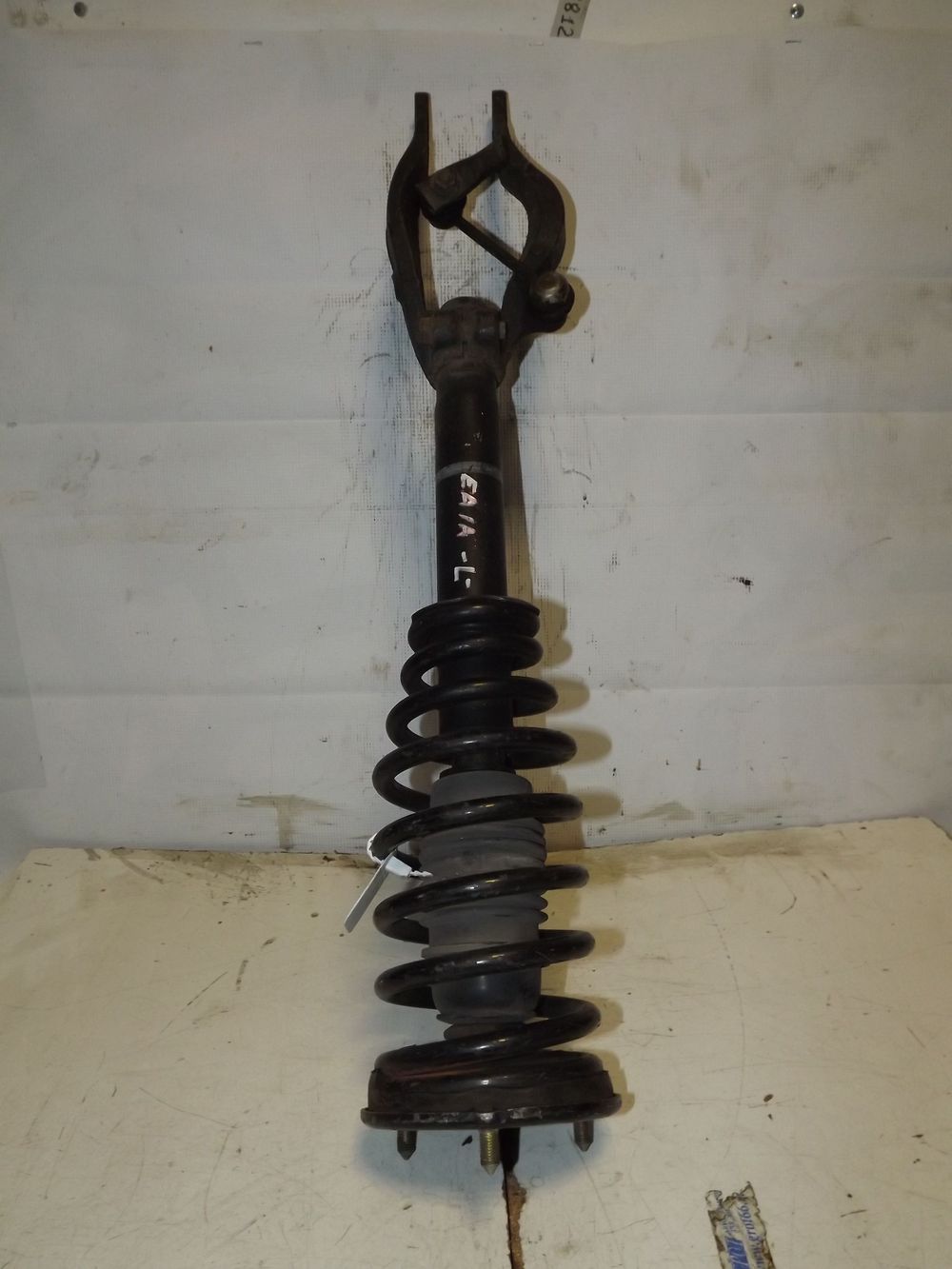 Стойка подвески MITSUBISHI GALANT EA1A Перед Лев (Контрактный) 35023470