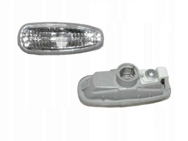 Повторитель поворота HYUNDAI/KIA 923032H000 HYUNDAI ELANTRA NEW,CEED,I30