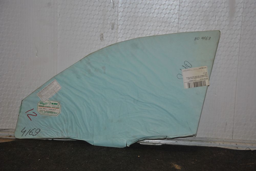 Стекло двери XYG 5142LGSS4FD MAZDA 626 Перед Лев