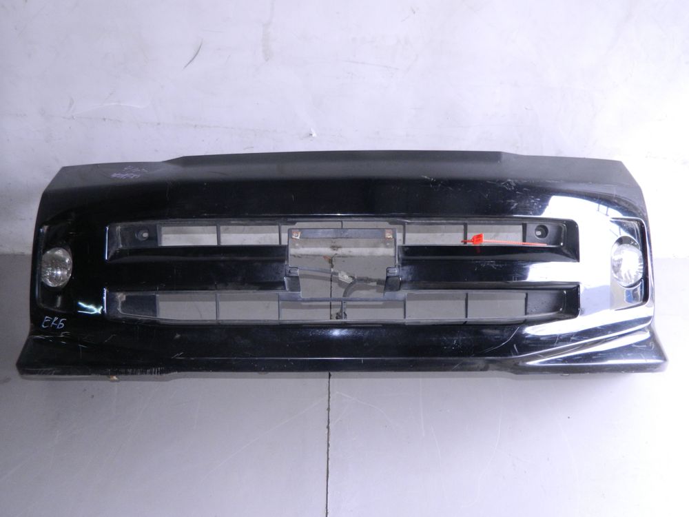 Бампер передний TOYOTA VOXY AZR65 (Контрактный) 65243501