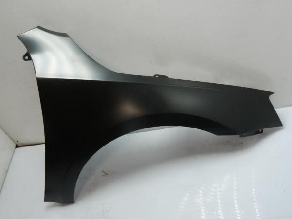 Крыло YIH SHENG SD2402AR Перед Прав SKODA OCTAVIA 13-