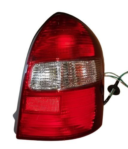 Фонарь MAZDA B25R51150C Зад. Прав. MAZDA 323 1999-2003