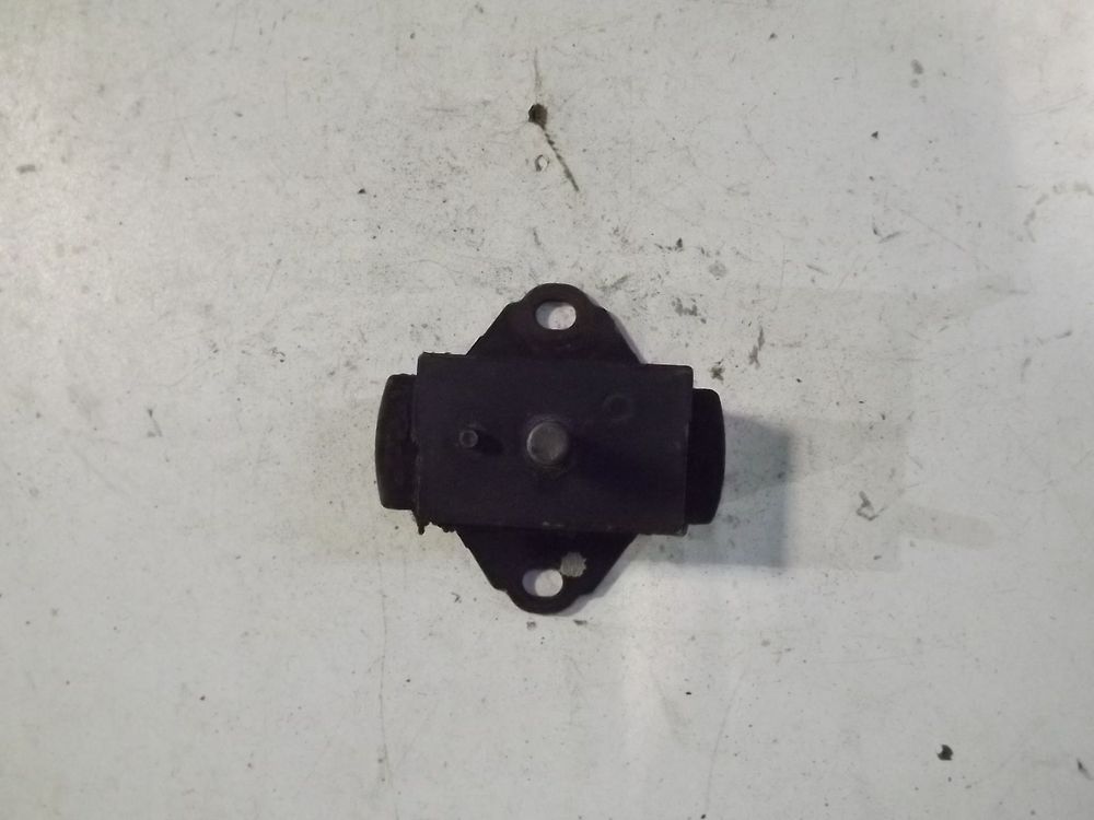 Подушка двигателя TOYOTA 1236174480 K3 TOYOTA LITE ACE NOAH SR50 3SFE Перед (Контрактный)