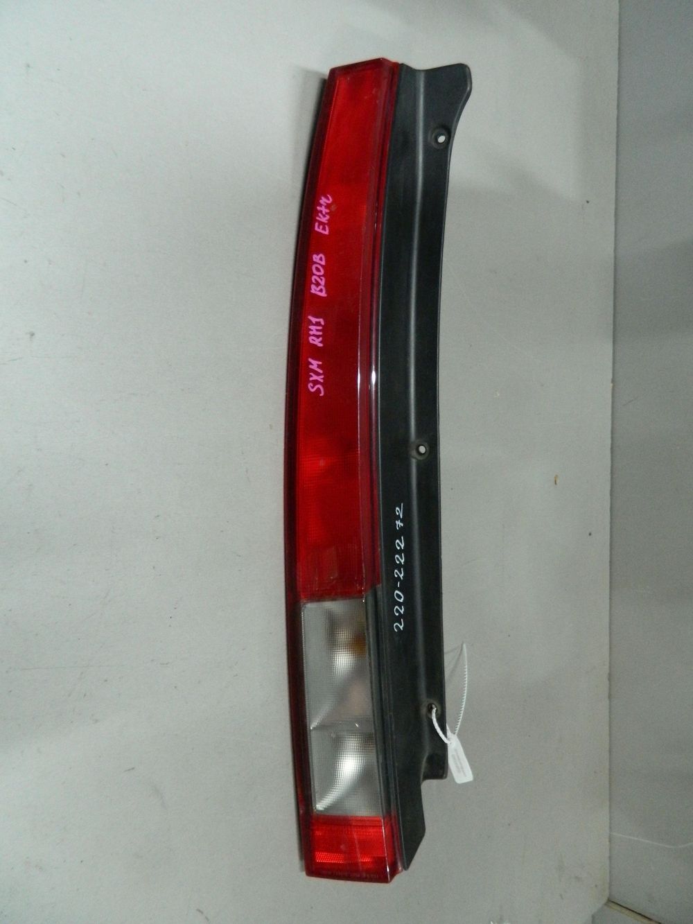 Фонарь HONDA S-MX RH1 Зад Лев (Контрактный) 68000850