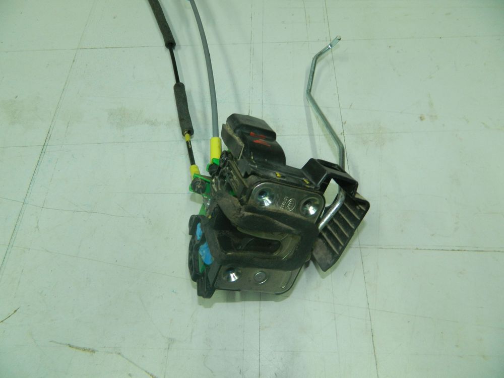 Замок двери KIA RIO QB G4FA Перед. Прав (Б/У) 46098050