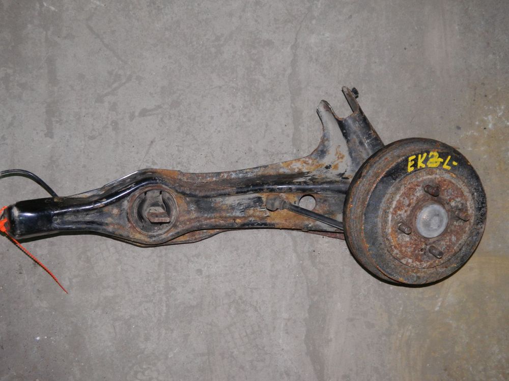 Ступица HONDA CIVIC EK3 Зад Лев (Контрактный) 65243820