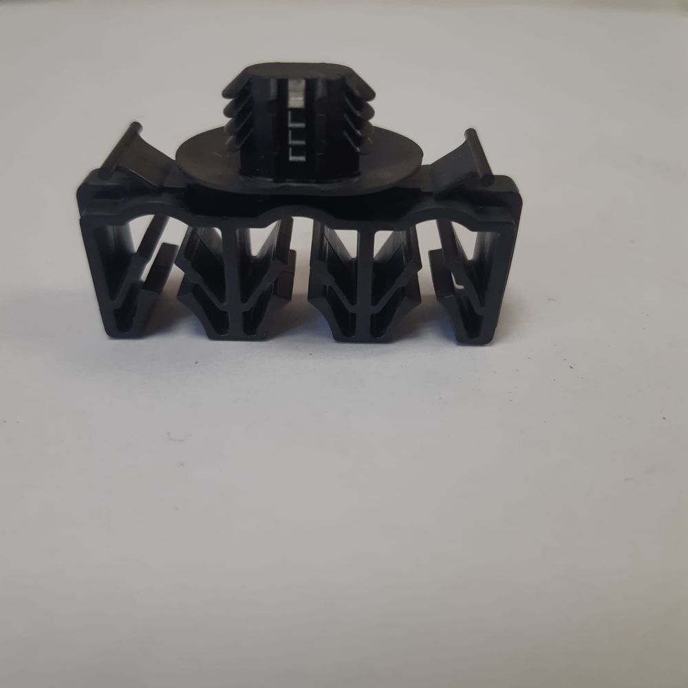 Держатель тормозной трубки RENAULT 7703179008 RENAULT Logan, Sandero