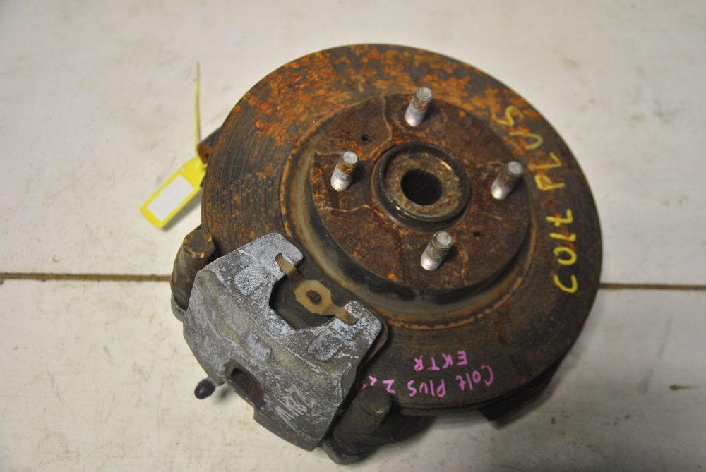 Ступица MITSUBISHI COLT Z24W Перед Лев (Контрактный) 40940534