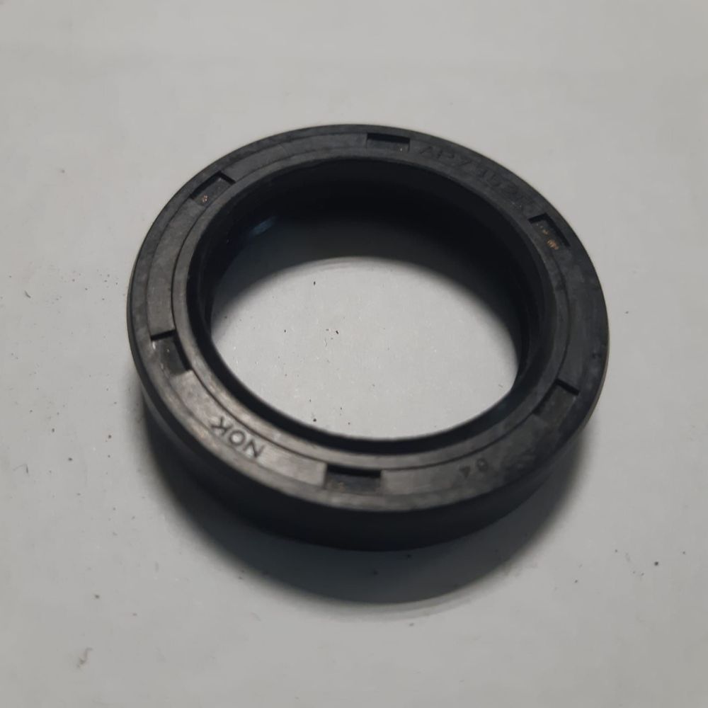 Сальник NOK AP7352E NISSAN 28,6x40x8x8,6