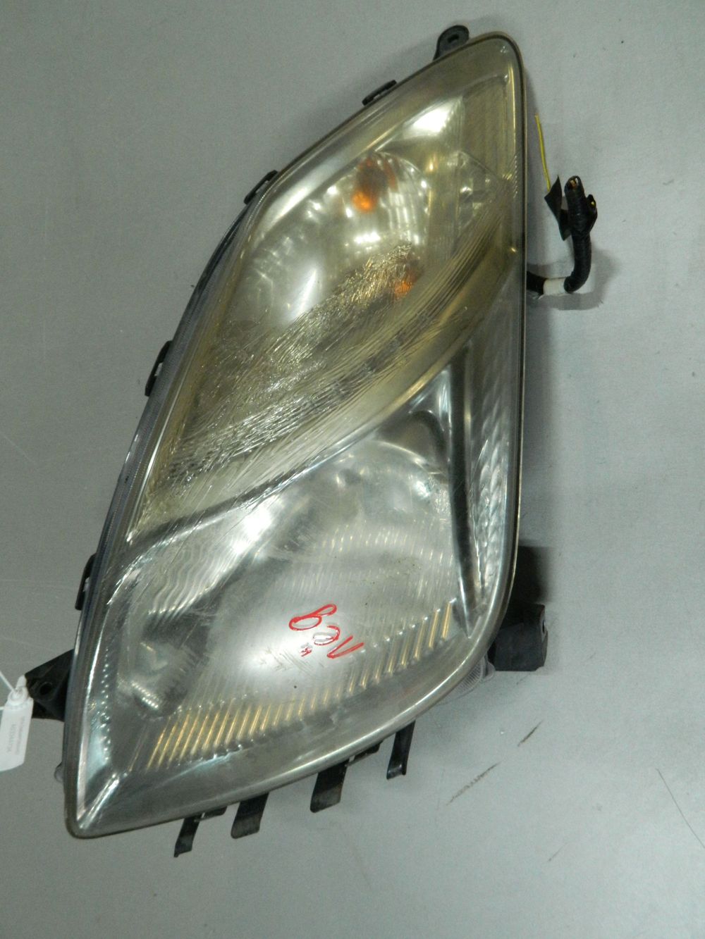 Фара TOYOTA PRIUS NHW20 Перед Лев (Контрактный) 03344734