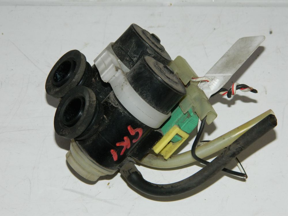 Мотор бачка омывателя HONDA SPIKE GK1 (Контрактный) 45980104