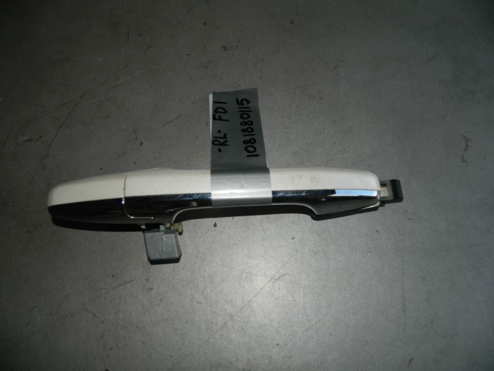 Ручка двери HONDA CIVIC FD1 Задн Лев (Контрактный) 1081880115