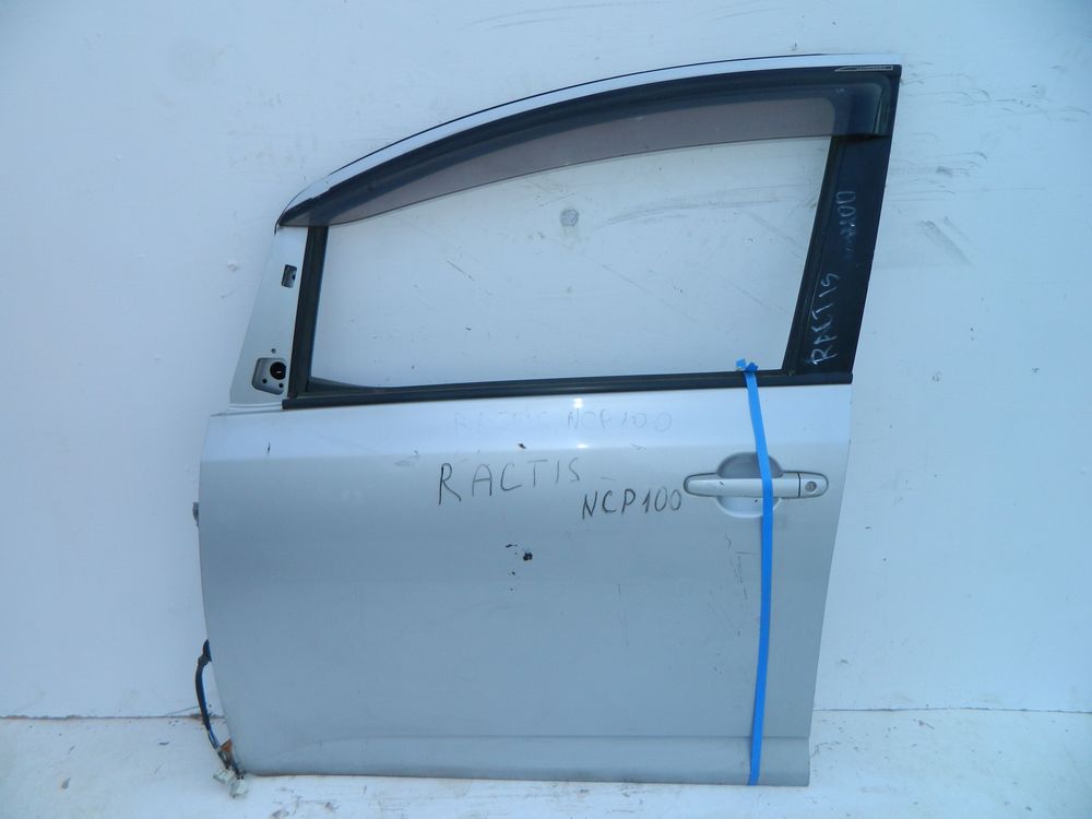 Дверь TOYOTA RACTIS NCP100 Перед Лев (Контрактный) 46098105