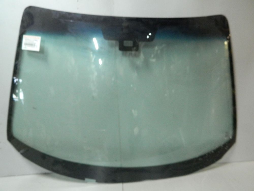 Стекло лобовое MAZDA MAZDA3 XYG AXCELAL1LFW 04-09