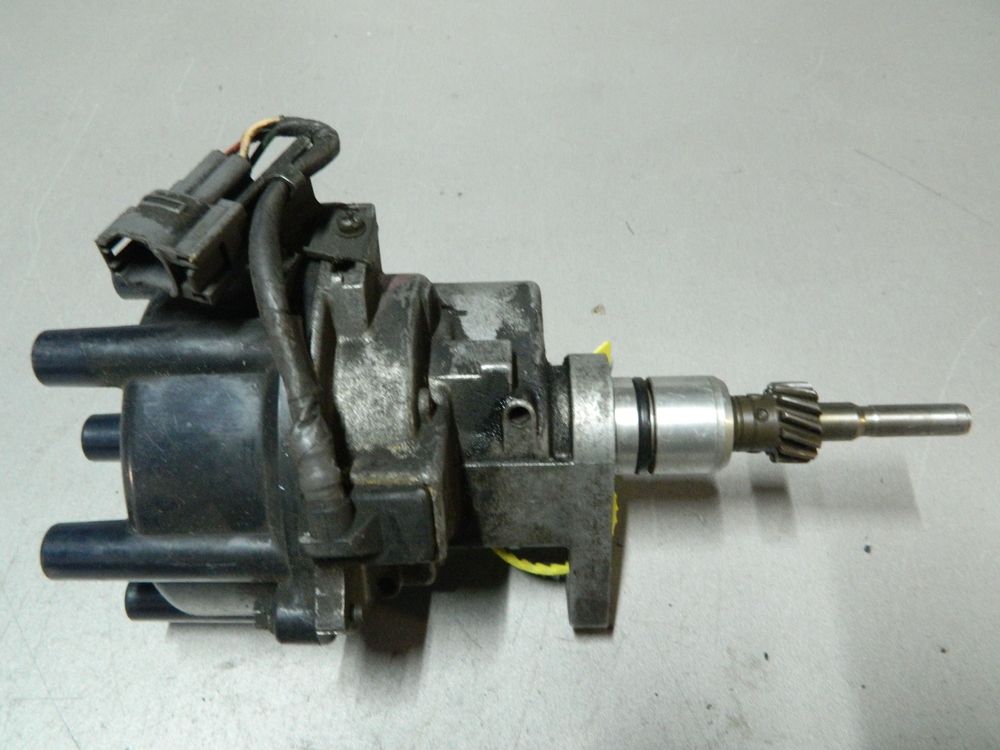 Трамблер TOYOTA 1GGE (Контрактный) 79773815