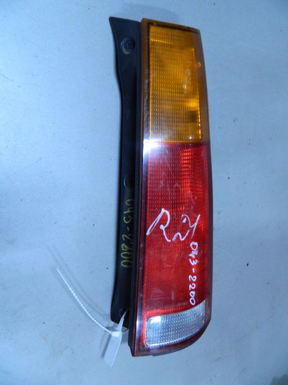 Фонарь HONDA CR-V RD1 Зад Прав (Контрактный) 68000561